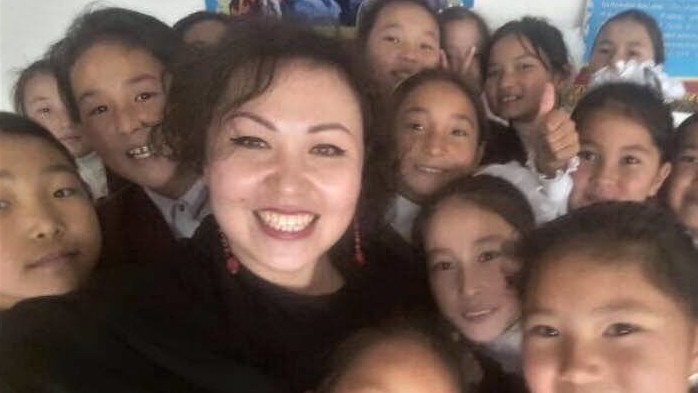 Феминистка Кыргызстана дала своим детям матчество вместо отчества