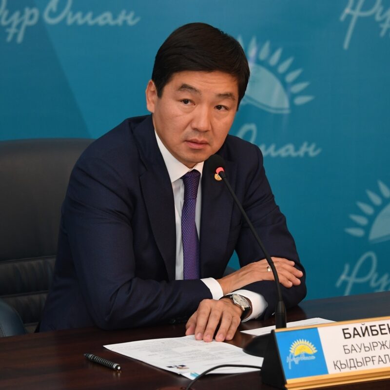 Партия власти получила 2701 мандат или 82,4% на прошедших выборах в маслихаты. Партия власти получила 2701 мандат или 82,4% на прошедших выборах в маслихаты.