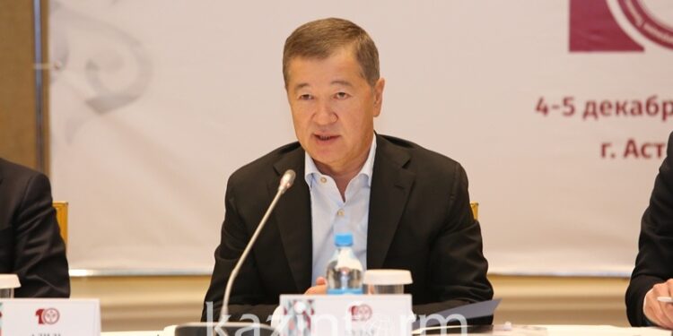 Английский суд отменил ограничения на активы Булата Утемуратова