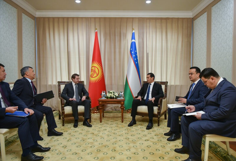 Узбекистан и Кыргызстан создадут инвестфонд с уставным капиталом в $50 млн