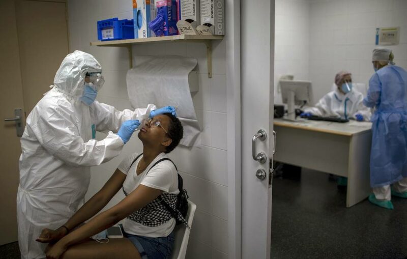 Нехватку витамина D связали с повышенным риском заполучить коронавирус Нехватку витамина D связали с повышенным риском заполучить коронавирус