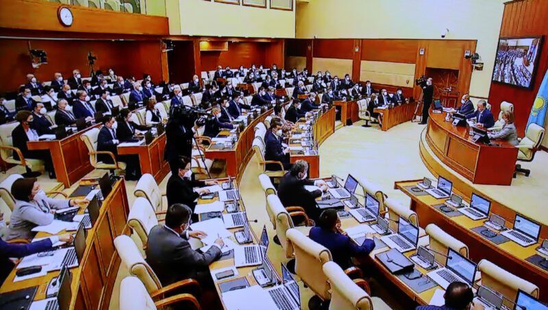 Как места в парламенте поделили и куда ушла Дарига Назарбаева? Парламент РК