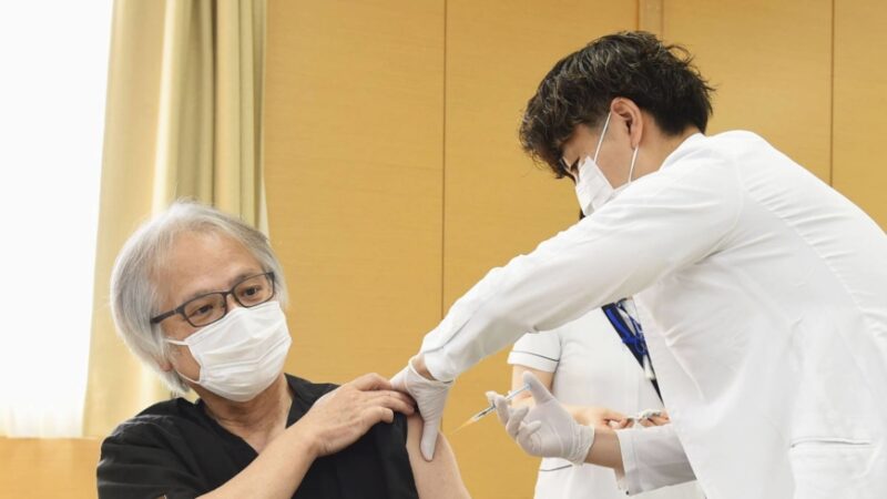 $415 тысяч выплатят в Японии в случае смерти от вакцины против COVID-19 $415 тысяч выплатят в Японии в случае смерти от вакцины против COVID-19