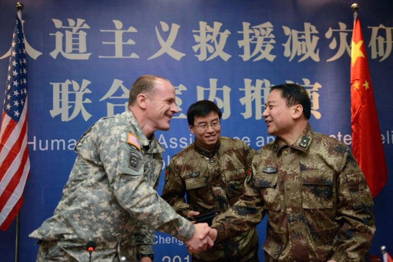 Китай надеется на сотрудничество с США в военной сфере