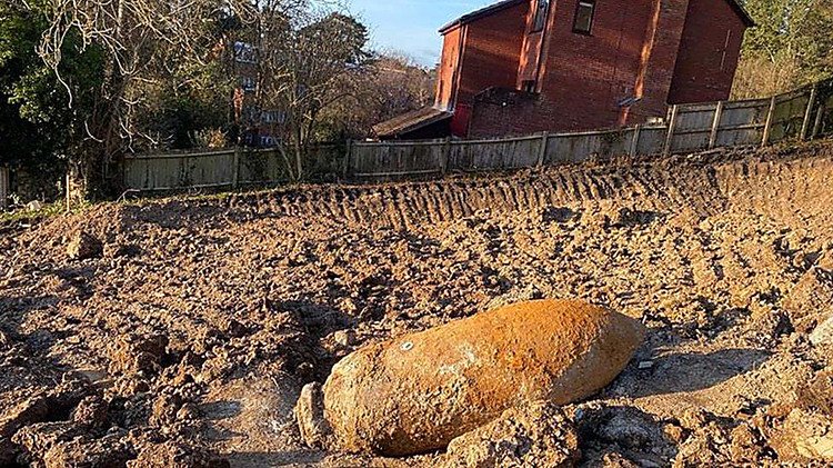 Бомбу времен Второй мировой обнаружили на стройке в Британии