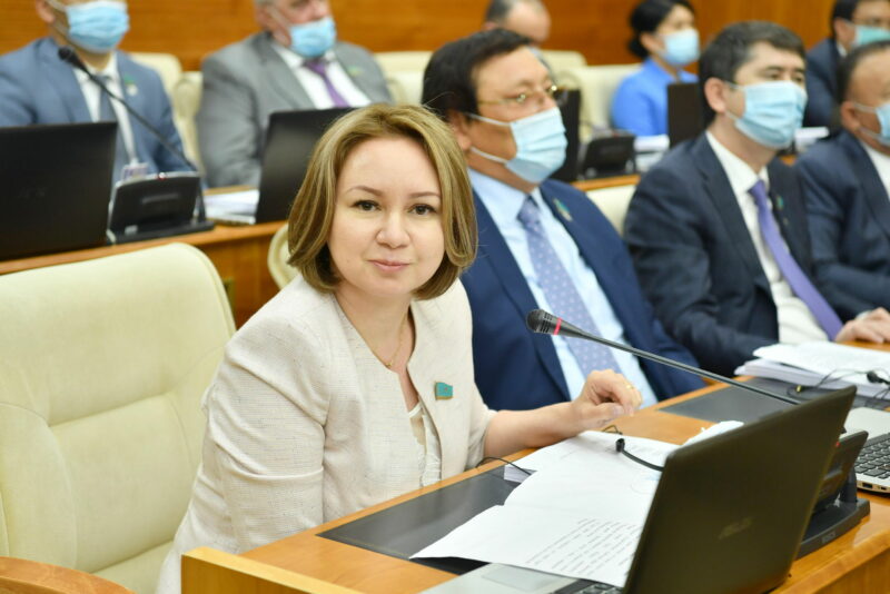 "Ashyq" не ругал разве что ленивый "Ashyq" не ругал разве что ленивый