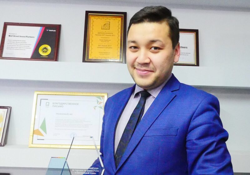 К концу недели ожидаем курс тенге вблизи 520 за евро и 435 за доллар