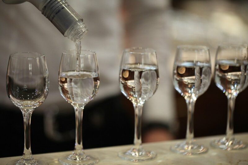 Минимальная цена на водку установлена в Казахстане