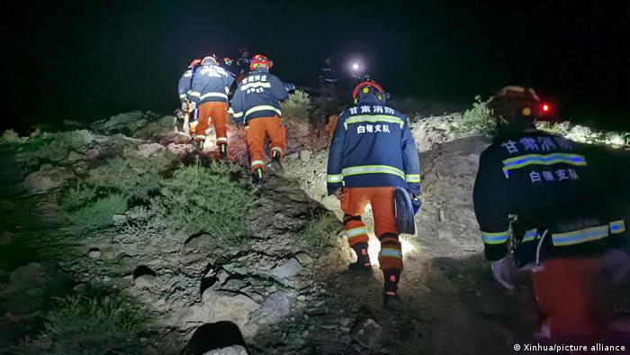 В Китае на ультрамарафоне погибли более 20 человек В Китае на ультрамарафоне погибли более 20 человек