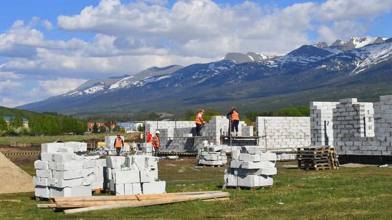 Семьи, пострадавшие от пожара в Риддере, будут обеспечены новым жильем - Мамин Семьи, пострадавшие от пожара в Риддере, будут обеспечены новым жильем - Мамин