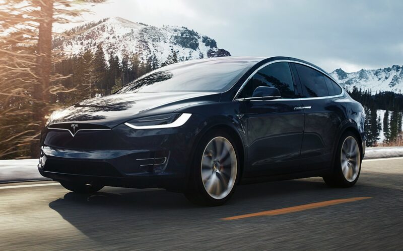 Владельцы Tesla в Норвегии получат компенсацию в $16000