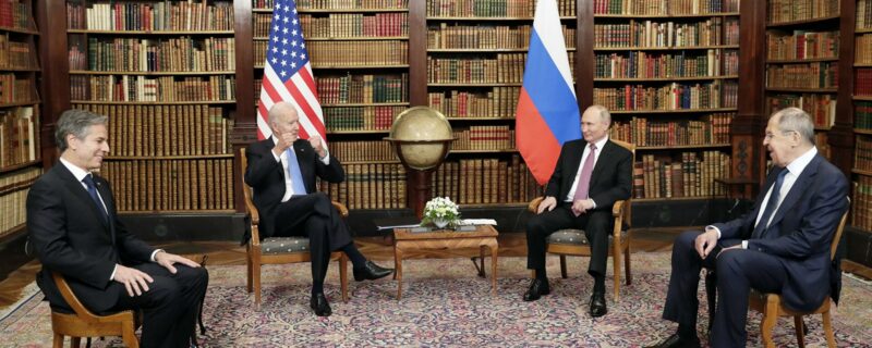 В отношениях России и США не будет "игры в одни ворота" - Лавров