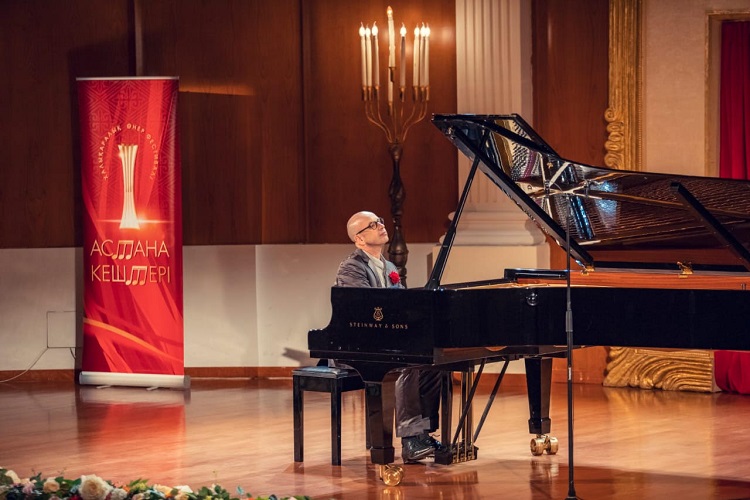 В Нур-Султане проходит концерт фестиваля искусств В Нур-Султане проходит концерт фестиваля искусств