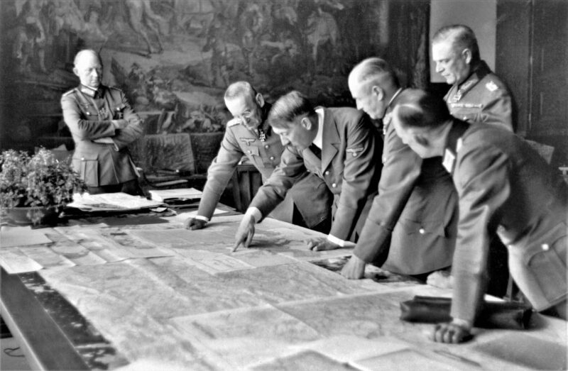 Меркель: "Нападение нацистской Германии на СССР для немцев - это повод для стыда"