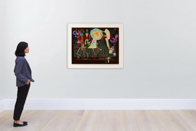 "Умиротворенные напряженности" Кандинского продали на Sotheby's за $29 млн "Умиротворенные напряженности" Кандинского продали на Sotheby's за $29 млн