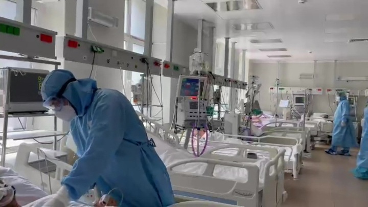 Антипрививочники посетили в "красную" зону инфекционной больницы Антипрививочники посетили в "красную" зону инфекционной больницы