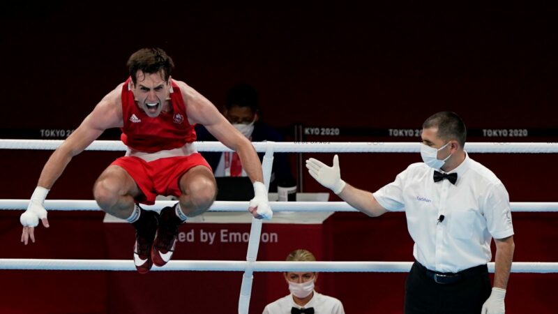 Курьез на Олимпиаде: спортсмен подвернул ногу и вылетел с полуфинала