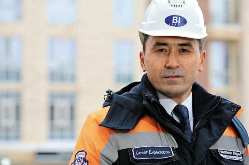 "Нам врагов не надо, сами себя загубим": вся правда о поддельных паспортах вакцинации