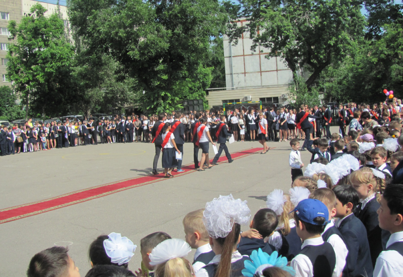 Почему формат нового учебного года в итоге решат санитарные врачи?