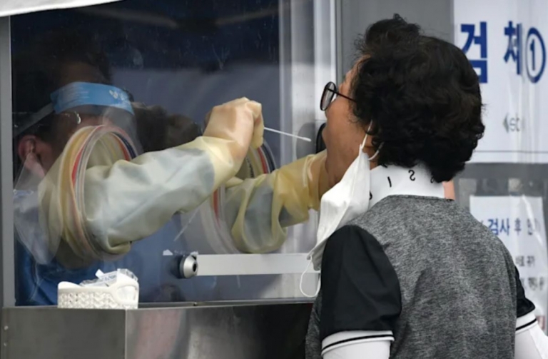 COVID-19 продолжает ставить "рекорды" Covid-19