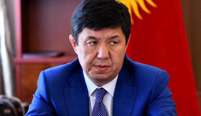 В Кыргызстане по делу "Кумтора" задержали экс-премьер-министра Темира Сариева