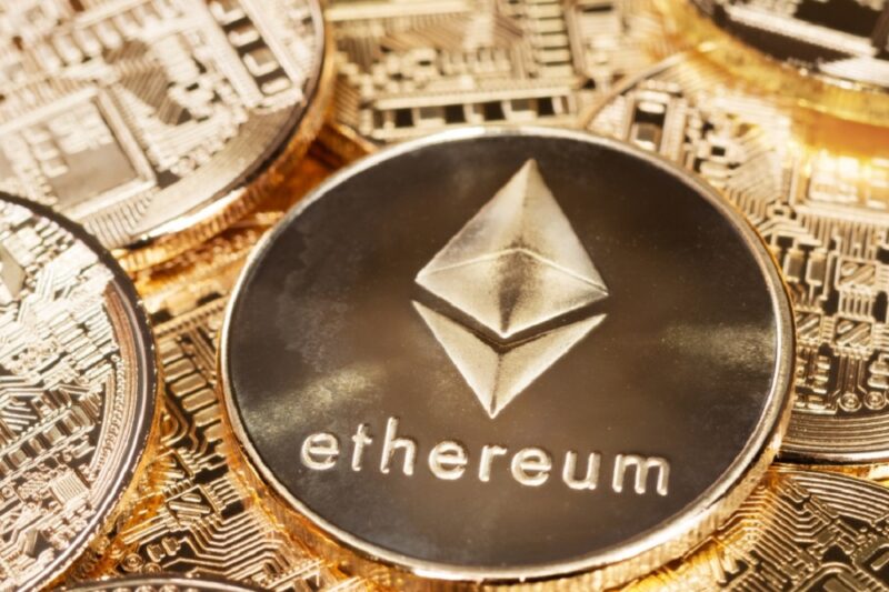 Лидером роста среди самых популярных криптовалют за последние семь дней стал Etherium