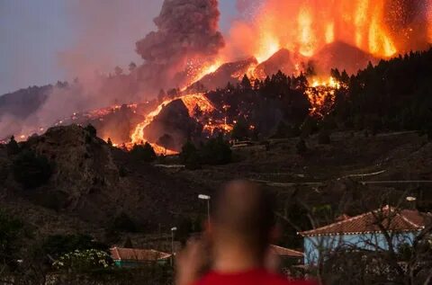 Последствия мощного извержения вулкана на острове Пальма в Испании Последствия мощного извержения вулкана на острове Пальма в Испании