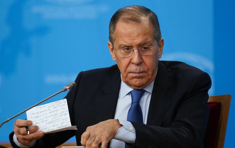 Москва приостанавливает деятельность миссии НАТО