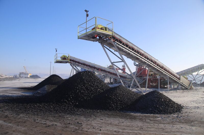 Почему Россия не реализует свои идеи, отдавая их Казахстану? Почему Россия не реализует свои идеи, отдавая их Казахстану?