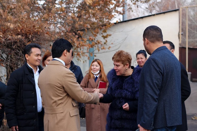 Алматы Мәслихатының депутаттары "жасыл бизнес" өкілдерімен кездесті