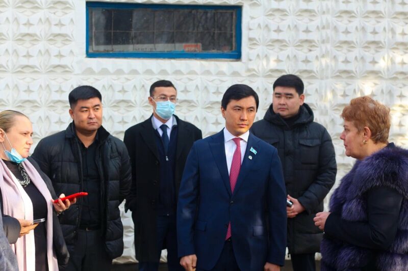 Депутаты Маслихата Алматы встретились с представителями "зеленого бизнеса"