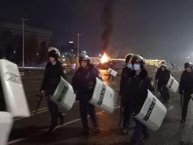 Почему Казахстан взорвался митингами протестов