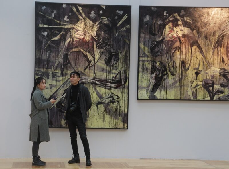 Вернисаж: "Переход" в иной мир и обратно в реальность Вернисаж: "Переход" в иной мир и обратно в реальность