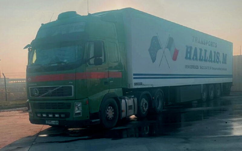 Почему смертельный груз с цианидами остается бесхозным?