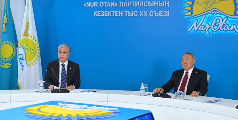 Эксперт сравнил стили кадровой политики Назарбаева и Токаева