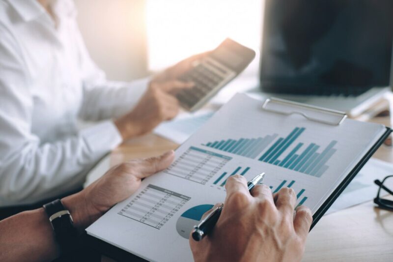 Экономика РФ закручивается вокруг войны: чем дольше, тем тяжелее похмелье