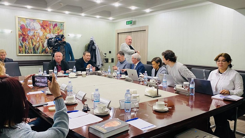 Попытка создания нового союзного договора и независимость Казахстана