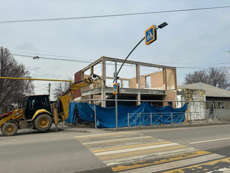 В Алматы ужесточили контроль за незаконным строительством В Алматы ужесточили контроль за незаконным строительством