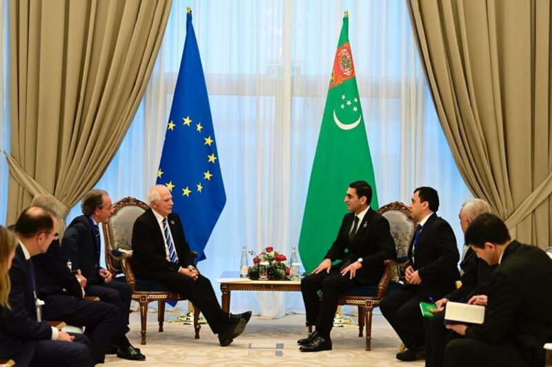 Евросоюз усиливает влияние на Туркменистан
