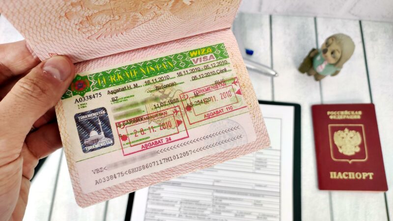 Обзор: Ашхабад не может найти изготовителей фальшивых виз, в Таджикистане отменили энерголимит Обзор: Ашхабад не может найти изготовителей фальшивых виз, в Таджикистане отменили энерголимит