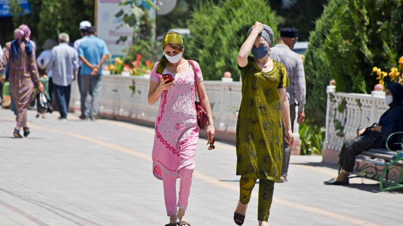 Синоптики предупредили об аномальной жаре в Таджикистане Синоптики предупредили об аномальной жаре в Таджикистане