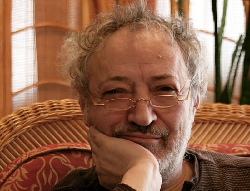 Умер поэт Бахыт Кенжеев