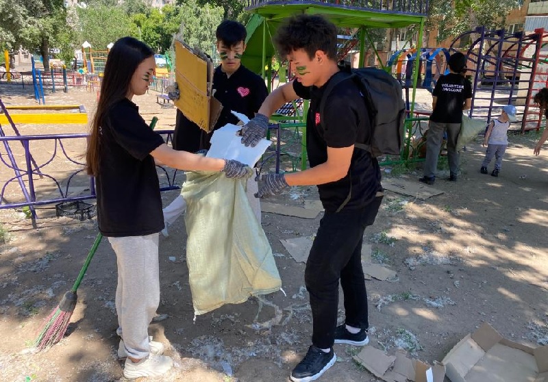 Таза Қазақстан: жители Павлодарской области приняли участие в экологической акции