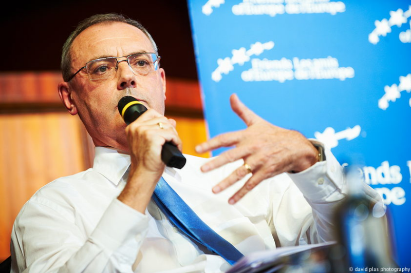 Обзор: ЕС уважает решение Казахстана не присоединяться к санкциям; Кыргызстан предложил создать аналог НАТО или ОДКБ