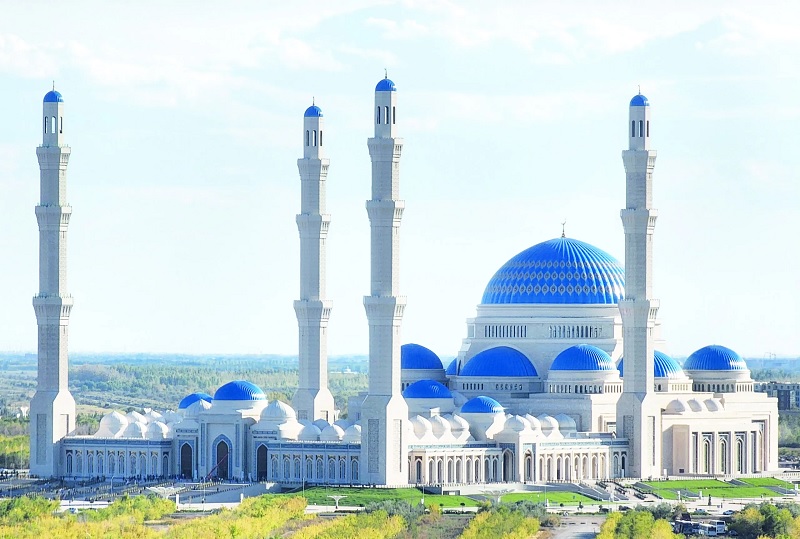 С праздником Курбан-байрам!