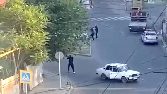 В Дагестане убили пять боевиков, более 15 полицейских погибли