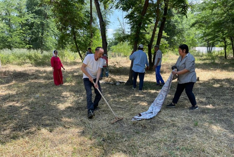 "Таза Қазақстан": в Жамбылской области продолжается масштабная экологическая кампания "Таза Қазақстан": в Жамбылской области продолжается масштабная экологическая кампания