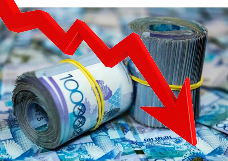 Курс казахстанского тенге в паре с долларом, в паре с рублем и в паре с юанем – продолжает слабеть