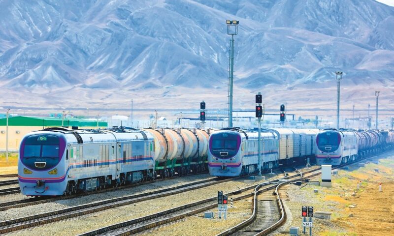 Туркменистан ищет партнеров для ремонта железных дорог Туркменистан ищет партнеров для ремонта железных дорог