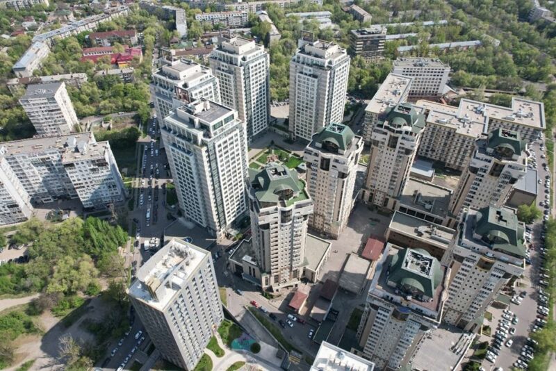 Алматыда "Таза Қазақстан" бағдарламасы аясында жұмыс жалғасуда Алматыда "Таза Қазақстан" бағдарламасы аясында жұмыс жалғасуда